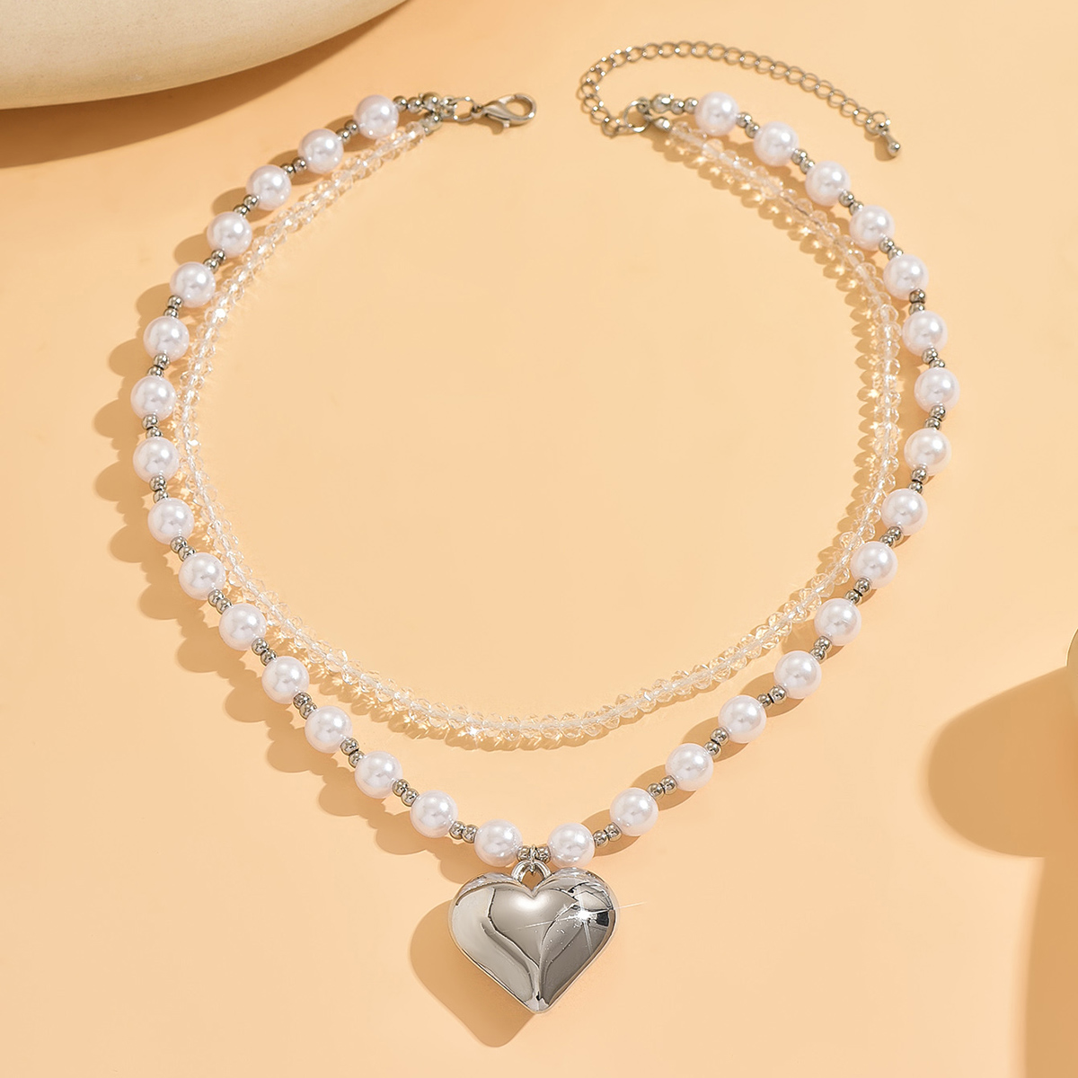 Una collana di perle acriliche - Travel Accessories As Gifts recensione e prezzo